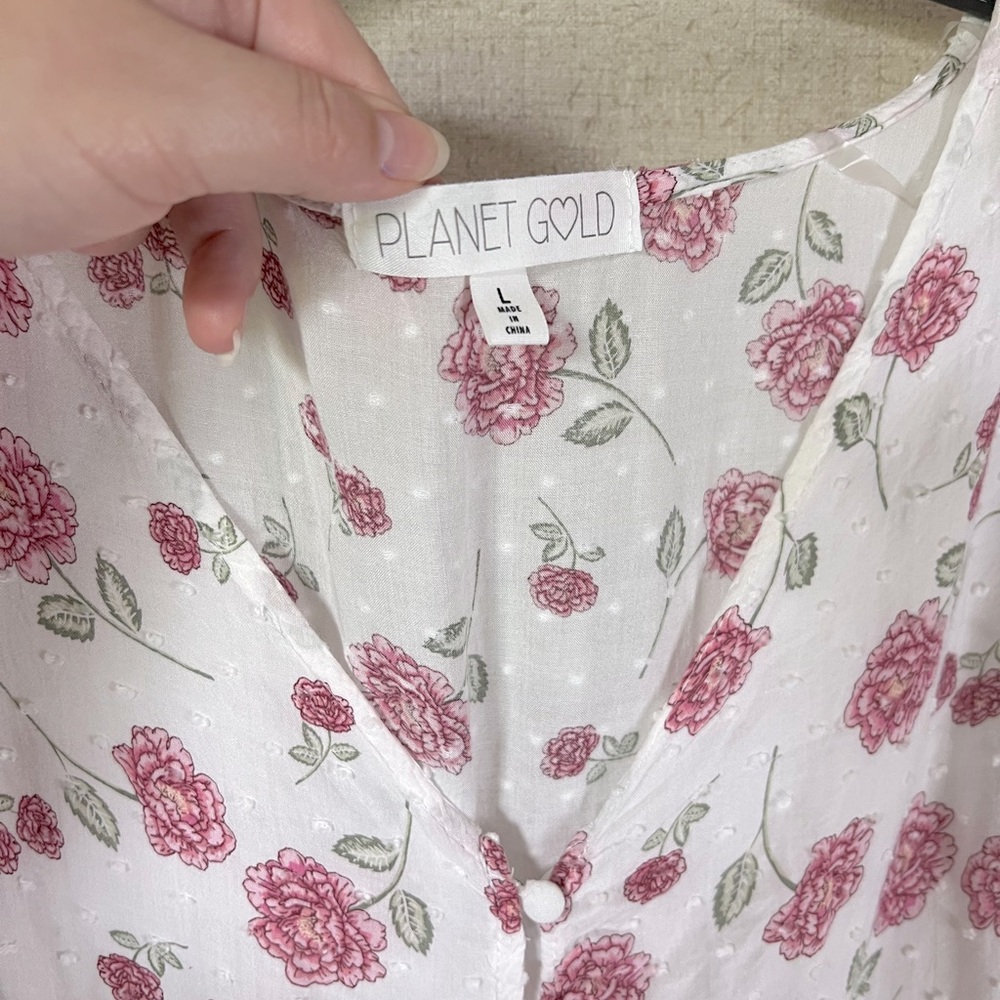 Button up floral blouse - Picture 4 of 6